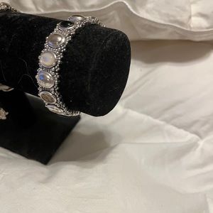 Fashion stretch bracelet